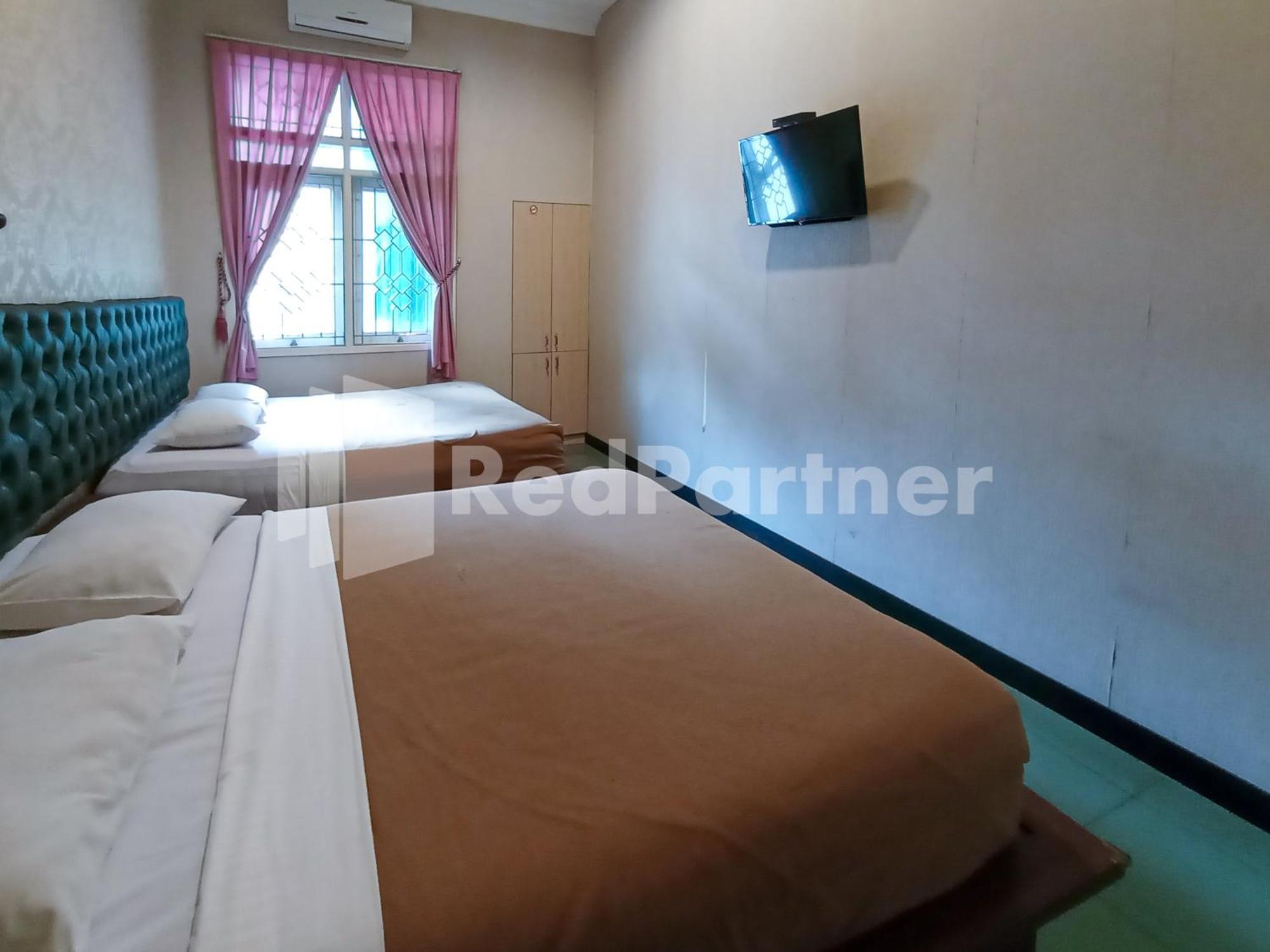 Nillo Hotel Kebumen Mitra Reddoorz المظهر الخارجي الصورة